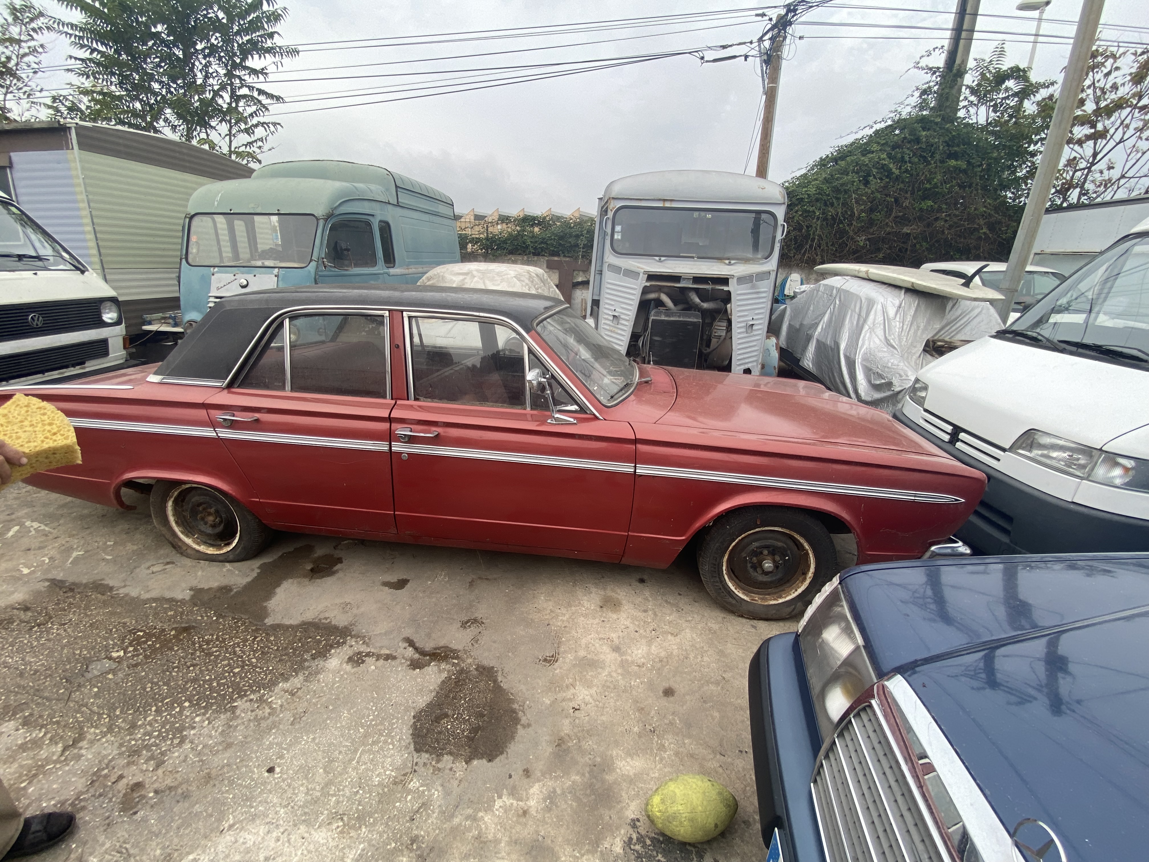 Véhicule ancien restauré par le club Vintage Auto 83