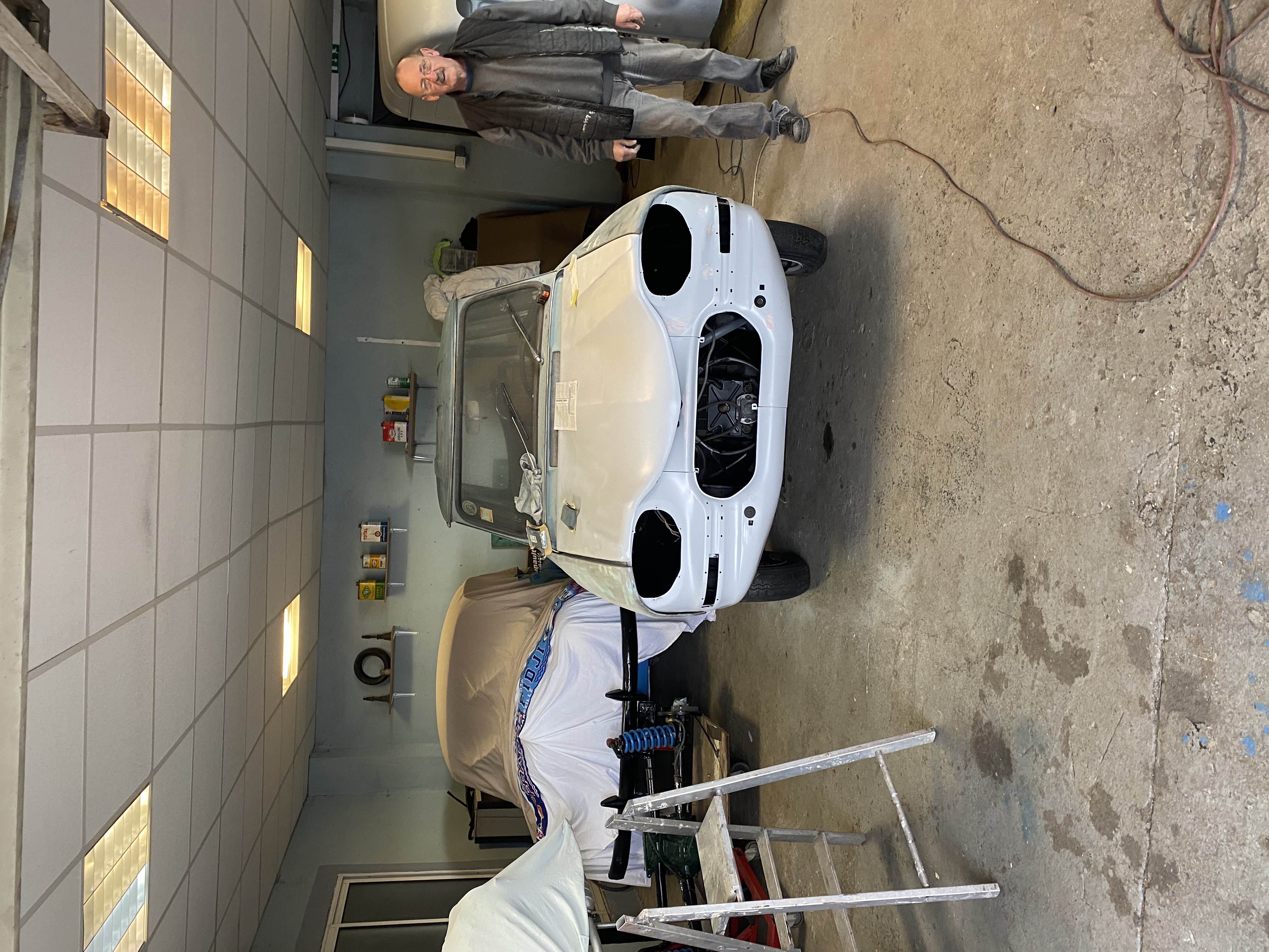 Membres du club Vintage Auto 83